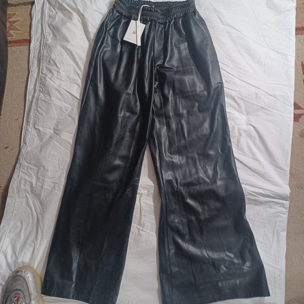 Milio-Milano Black Faux Leather Wide Leg Pants Made in Italy Smocked Waist Small